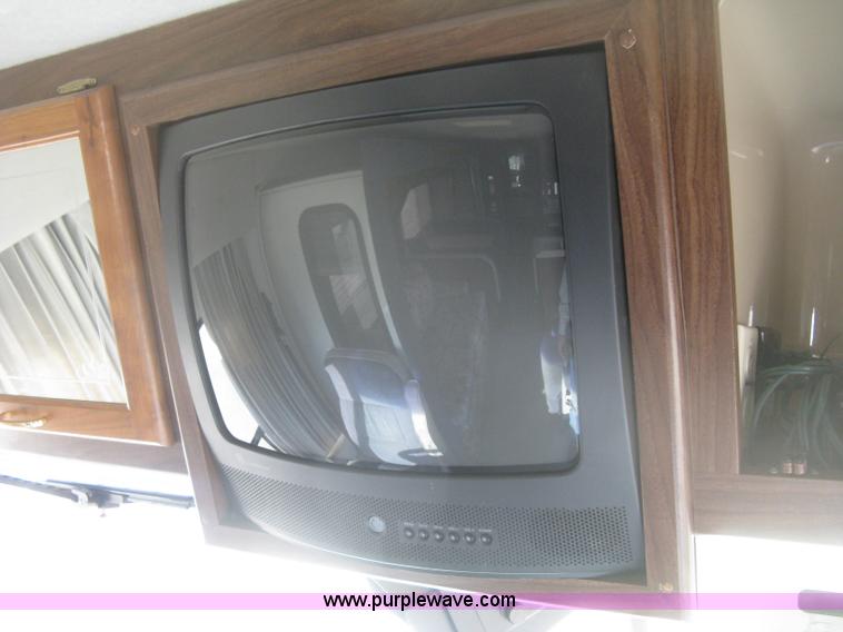 image for item K2972 1999 Ford 6350 Tropi-Cal RV