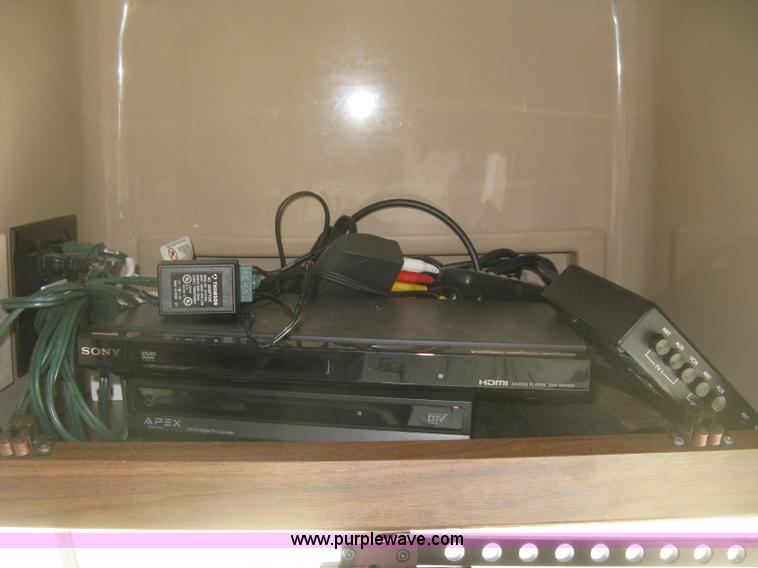 image for item K2972 1999 Ford 6350 Tropi-Cal RV