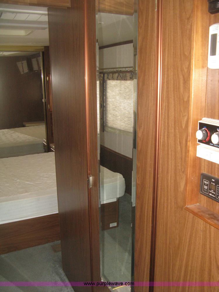 image for item K2972 1999 Ford 6350 Tropi-Cal RV