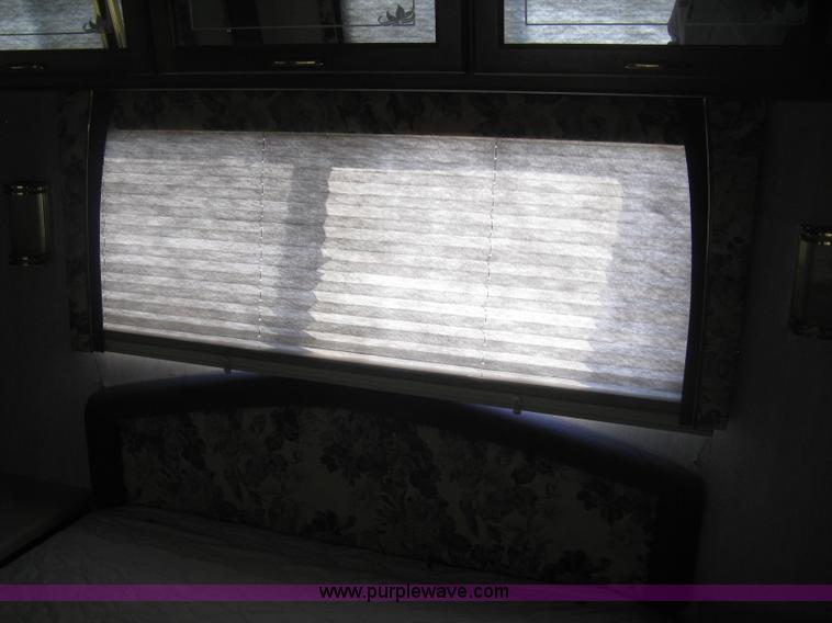 image for item K2972 1999 Ford 6350 Tropi-Cal RV