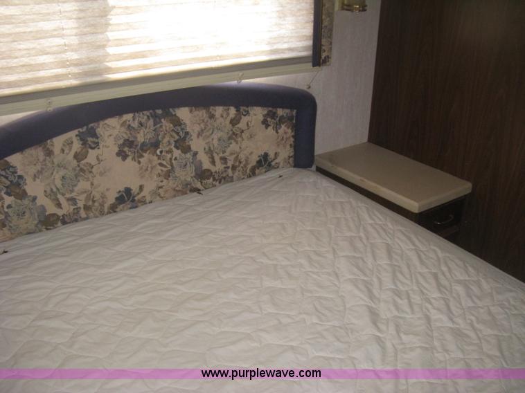 image for item K2972 1999 Ford 6350 Tropi-Cal RV