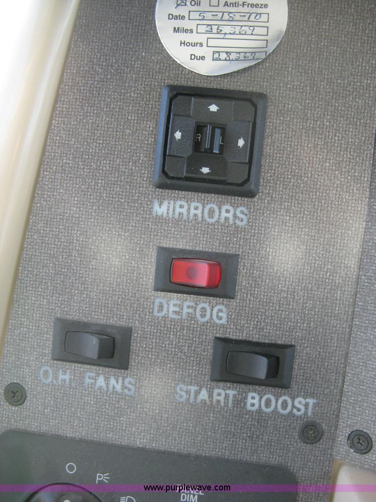 image for item K2972 1999 Ford 6350 Tropi-Cal RV