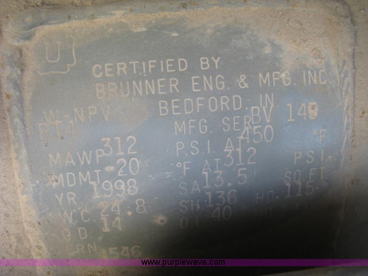 image for item K2972 1999 Ford 6350 Tropi-Cal RV