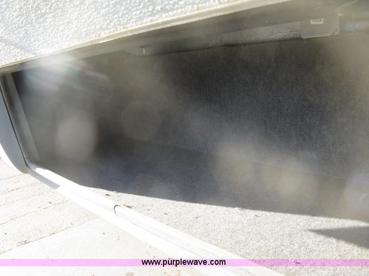 image for item K2972 1999 Ford 6350 Tropi-Cal RV