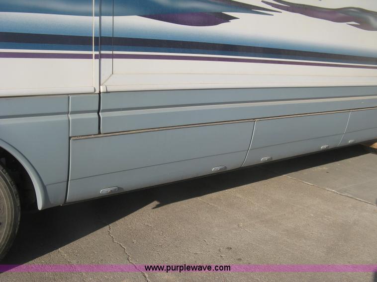 image for item K2972 1999 Ford 6350 Tropi-Cal RV