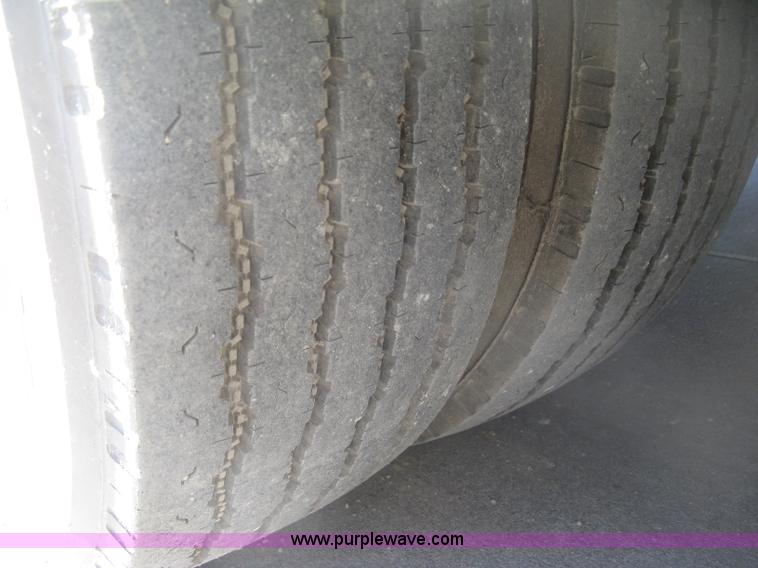 image for item K2972 1999 Ford 6350 Tropi-Cal RV