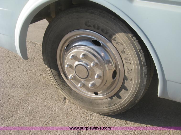 image for item K2972 1999 Ford 6350 Tropi-Cal RV