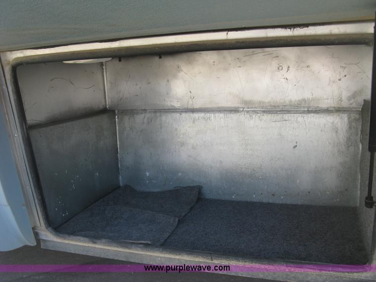 image for item K2972 1999 Ford 6350 Tropi-Cal RV