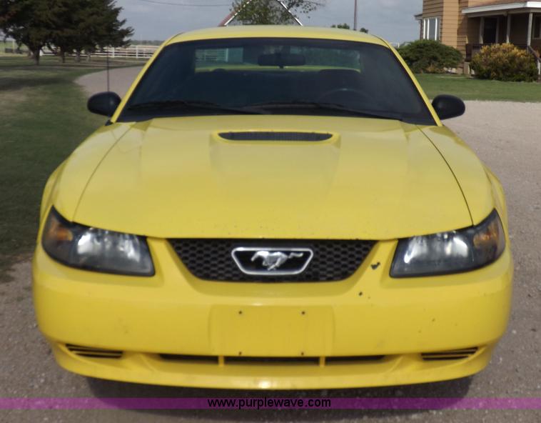 image for item K3869 2002 Ford Mustang