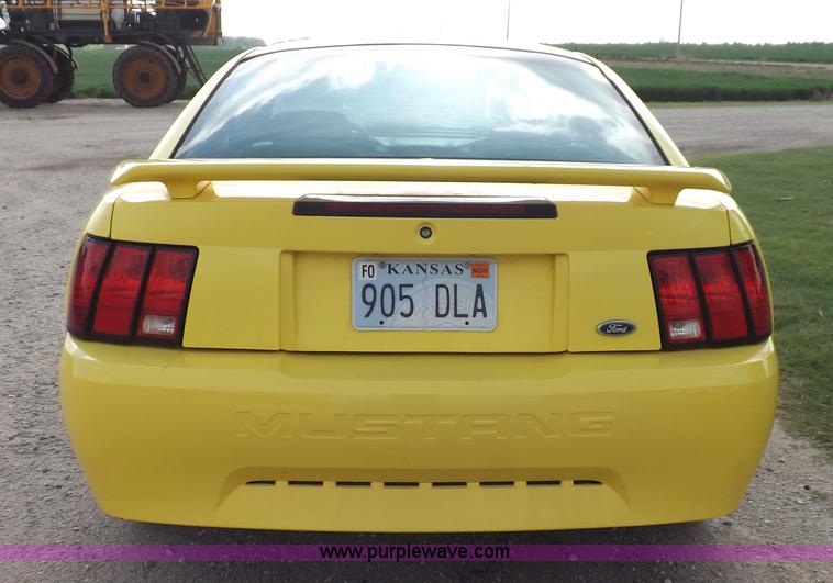 image for item K3869 2002 Ford Mustang