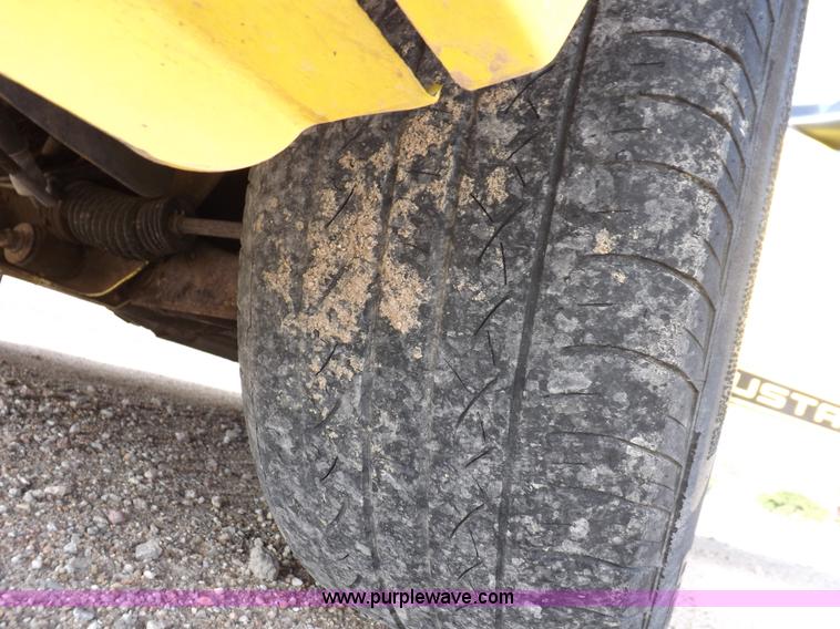 image for item K3869 2002 Ford Mustang