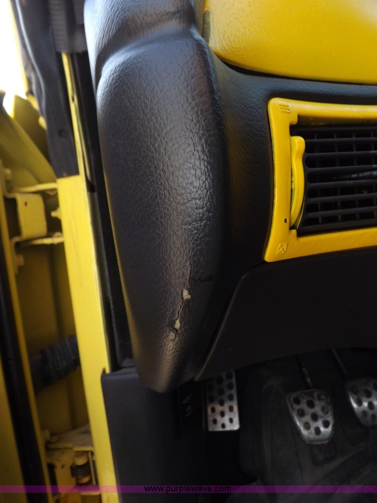 image for item K3869 2002 Ford Mustang