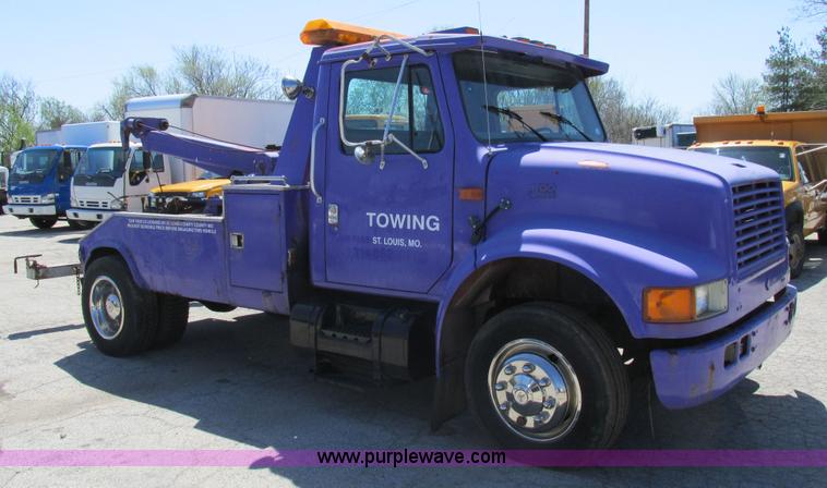 image for item K5010 1996 International 4700 tow truck