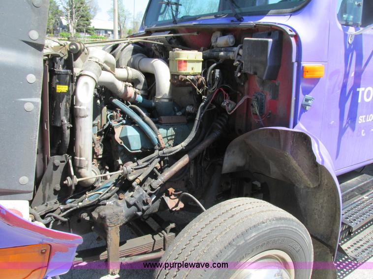 image for item K5010 1996 International 4700 tow truck