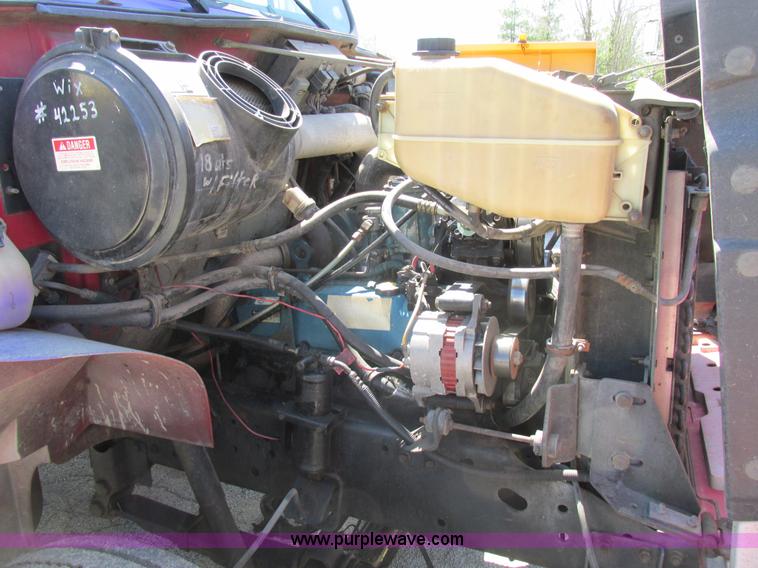 image for item K5010 1996 International 4700 tow truck