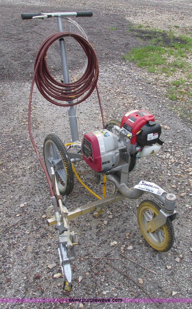 image for item K5012 Titan Speeflo Powerliner 850 mobile paint striping/parking lot striping