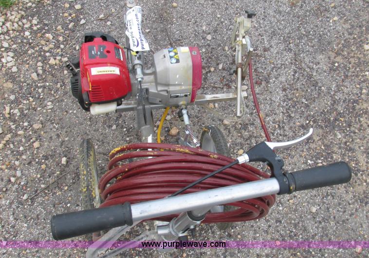 image for item K5012 Titan Speeflo Powerliner 850 mobile paint striping/parking lot striping