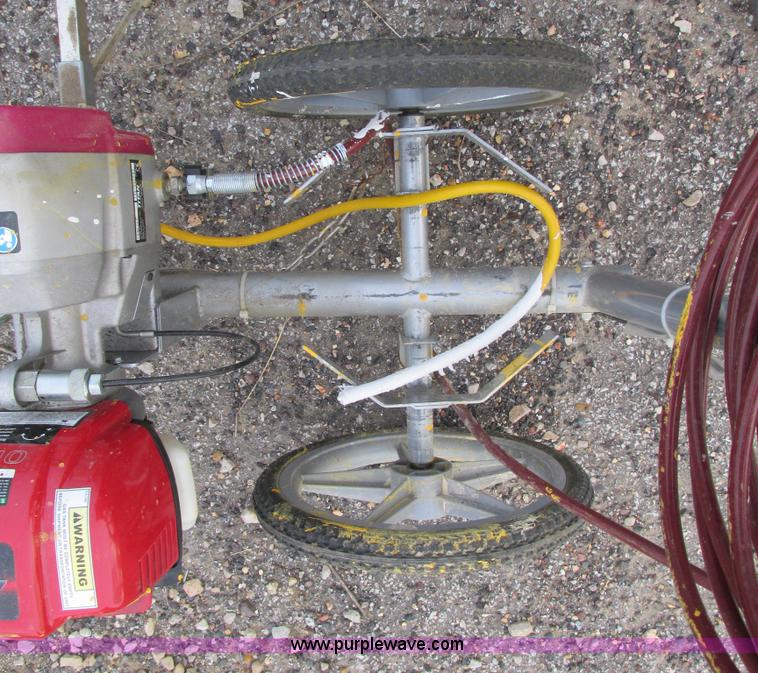 image for item K5012 Titan Speeflo Powerliner 850 mobile paint striping/parking lot striping