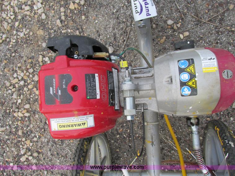 image for item K5012 Titan Speeflo Powerliner 850 mobile paint striping/parking lot striping