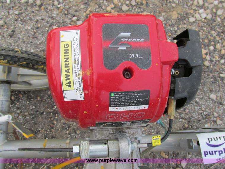 image for item K5012 Titan Speeflo Powerliner 850 mobile paint striping/parking lot striping