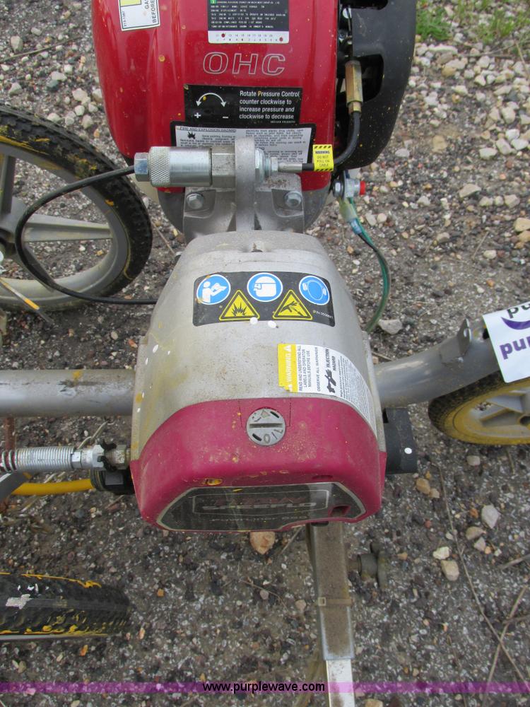 image for item K5012 Titan Speeflo Powerliner 850 mobile paint striping/parking lot striping