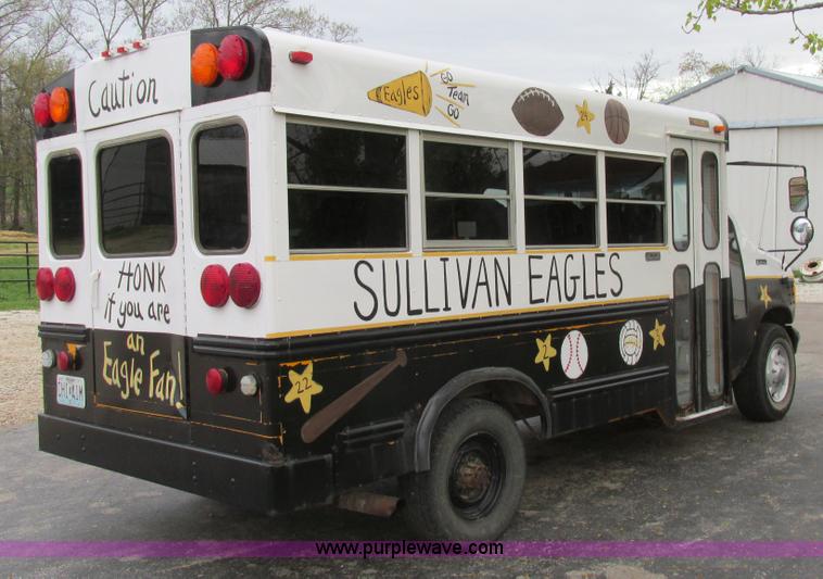 image for item K5013 1994 Ford Econoline E350 Collins school bus