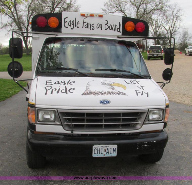 image for item K5013 1994 Ford Econoline E350 Collins school bus