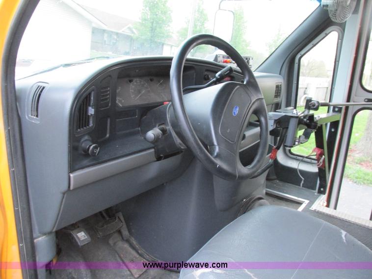 image for item K5013 1994 Ford Econoline E350 Collins school bus