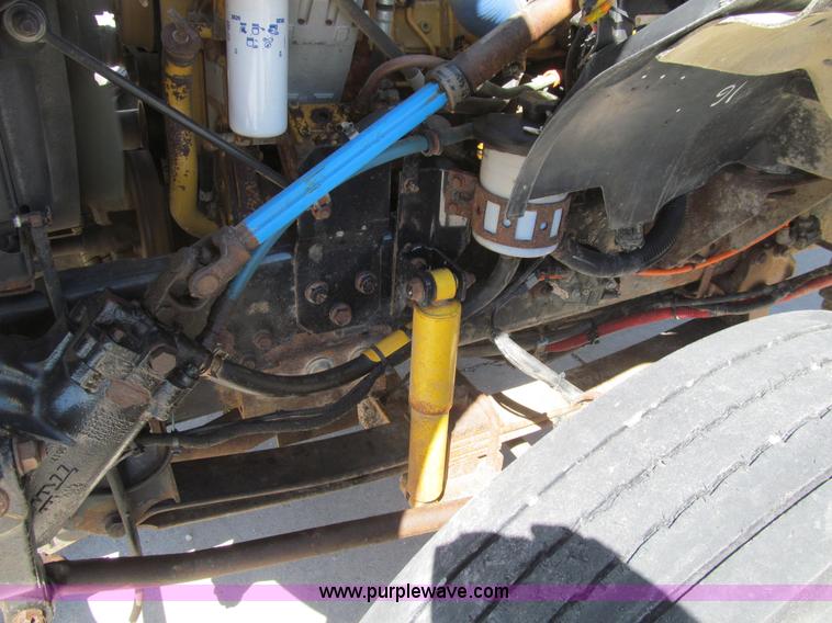 image for item K5558 2007 Ford F750 Super Duty truck cab and chassis