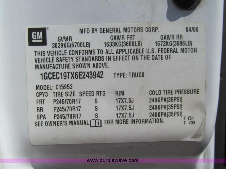 image for item K5621 2006 Chevrolet Silverado 1500 LT Ext. Cab pickup truck