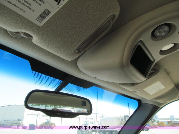 image for item K5621 2006 Chevrolet Silverado 1500 LT Ext. Cab pickup truck