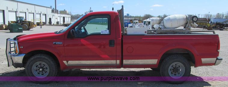 image for item K5622 1999 Ford F250 Super Duty XL pickup truck
