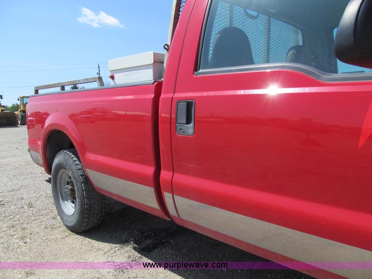 image for item K5622 1999 Ford F250 Super Duty XL pickup truck