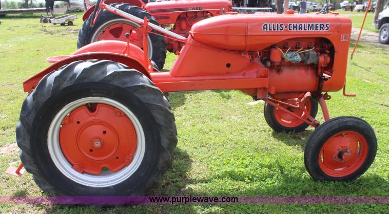 image for item K6795 1938 Allis Chalmers B tractor