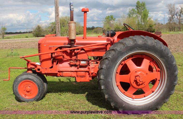 image for item K6796 1946 Case DC tractor
