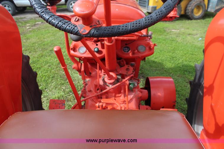 image for item K6796 1946 Case DC tractor