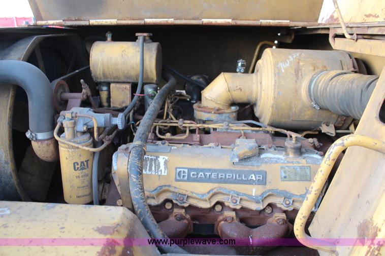 image for item K6812 Caterpillar V200B forklift