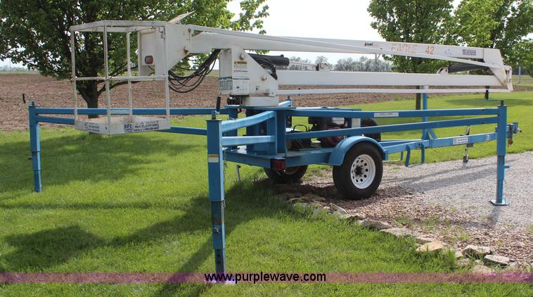 image for item K6999 1999 Ameriquip Eagle 42 towable boom lift