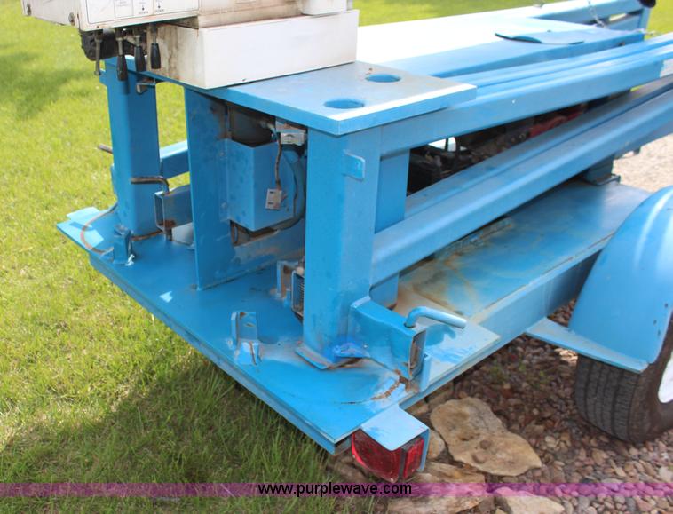 image for item K6999 1999 Ameriquip Eagle 42 towable boom lift