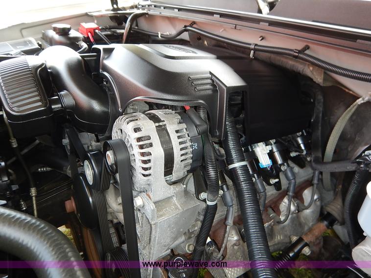 image for item K7422 2011 Chevrolet Silverado 1500 LT Ext. Cab pickup truck