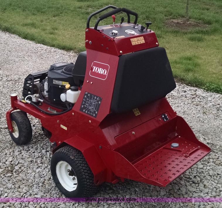 image for item Z9258 Toro 23518 aerator