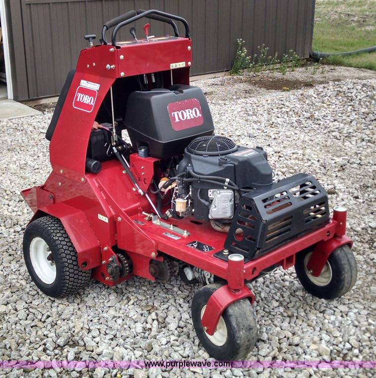 image for item Z9258 Toro 23518 aerator