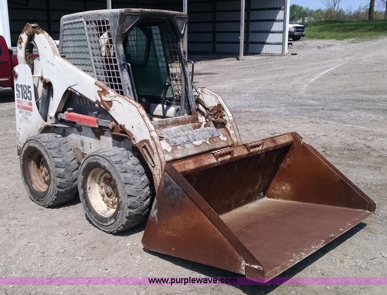 image for item Z9484 2003 Bobcat S185 skid steer