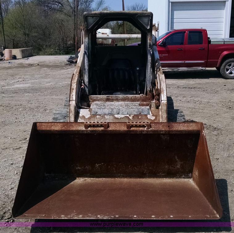 image for item Z9484 2003 Bobcat S185 skid steer