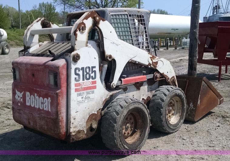 image for item Z9484 2003 Bobcat S185 skid steer