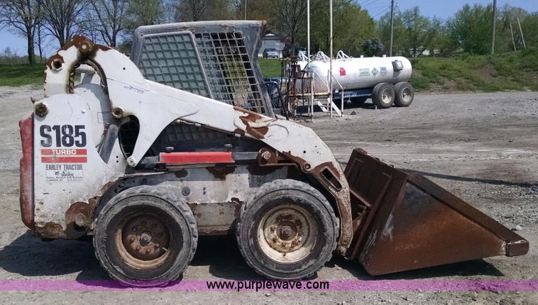 image for item Z9484 2003 Bobcat S185 skid steer