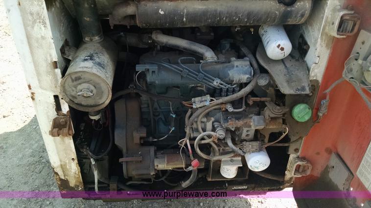 image for item Z9484 2003 Bobcat S185 skid steer