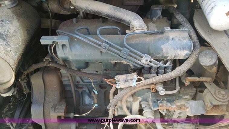 image for item Z9484 2003 Bobcat S185 skid steer