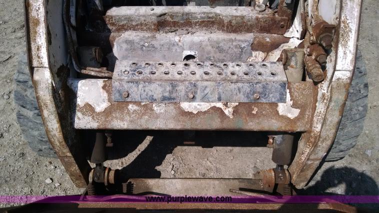 image for item Z9484 2003 Bobcat S185 skid steer