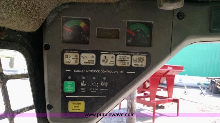 image for item Z9484 2003 Bobcat S185 skid steer